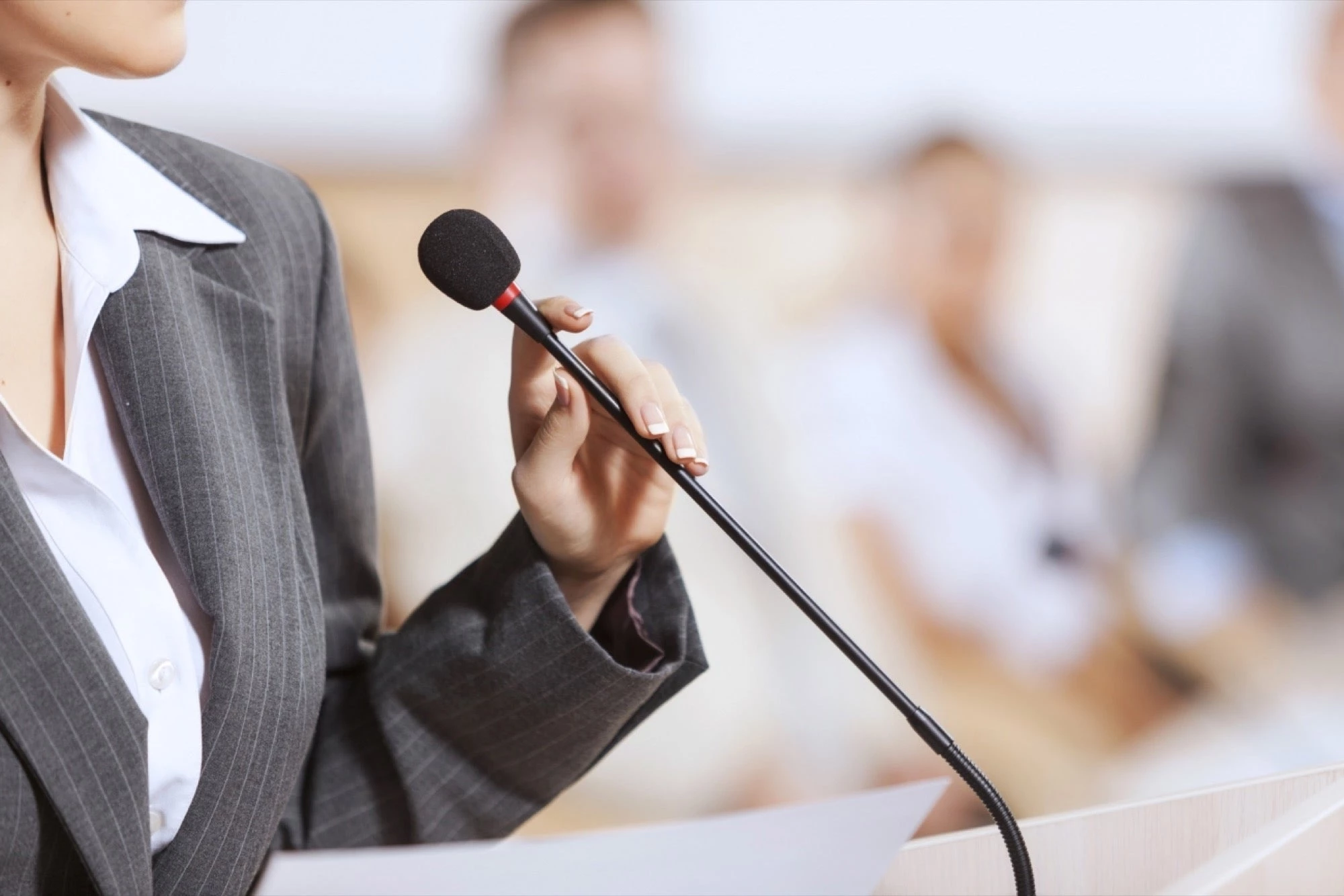 How to Get Better at Public Speaking: Essential Strategies for Improving Your Communication Skills